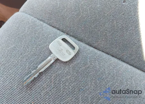 1999 Toyota Camry Ce/Le/Xle z USA, uszkodzony, nr VIN 4T1BG22KXXU530568